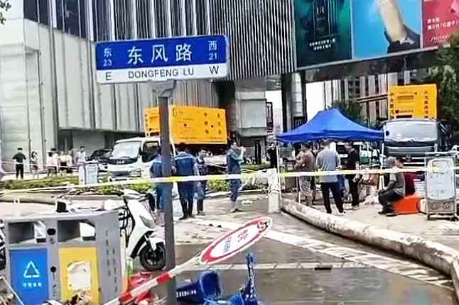 开元网页版-开元kaiyuan(中国)排涝突击队在排涝现场